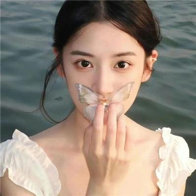 鹃血啼痕